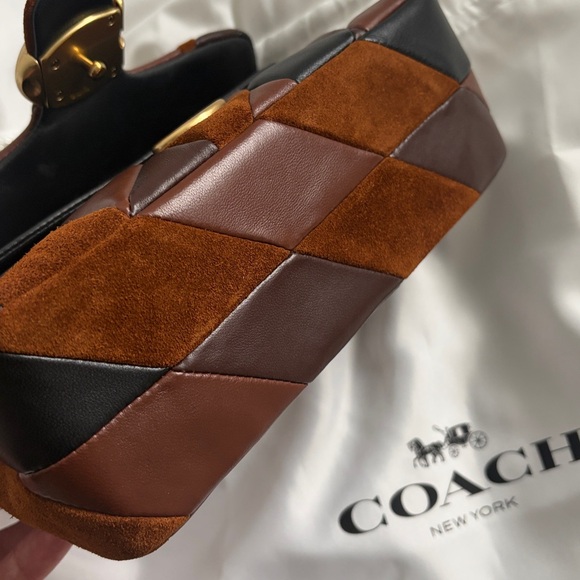 💯authentic COACH Patchwork Tabby20🤎 - Picture 8 of 17